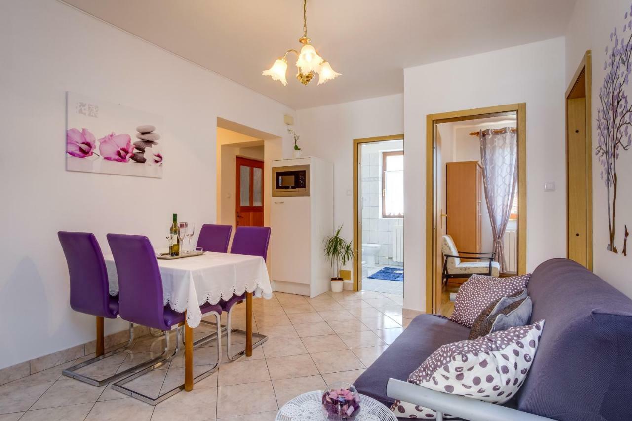 Apartment Budinic マリ・ロシニュ エクステリア 写真