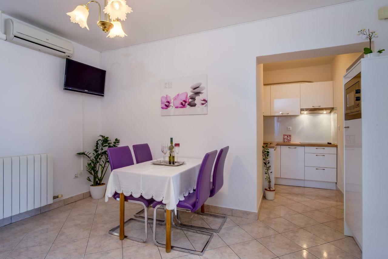 Apartment Budinic マリ・ロシニュ エクステリア 写真