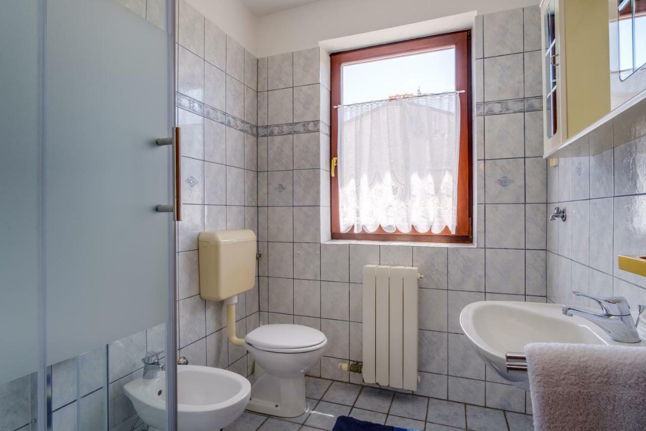 Apartment Budinic マリ・ロシニュ エクステリア 写真